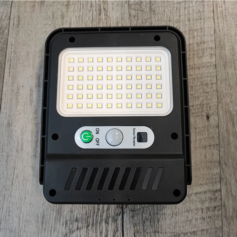 60 Led Remote-Controlled Multifunctional Solar Light With Sensor Receptor
