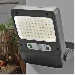 60 Led Remote-Controlled Multifunctional Solar Light With Sensor Receptor