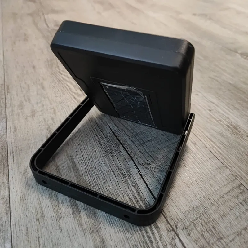 60 Led Remote-Controlled Multifunctional Solar Light With Sensor Receptor