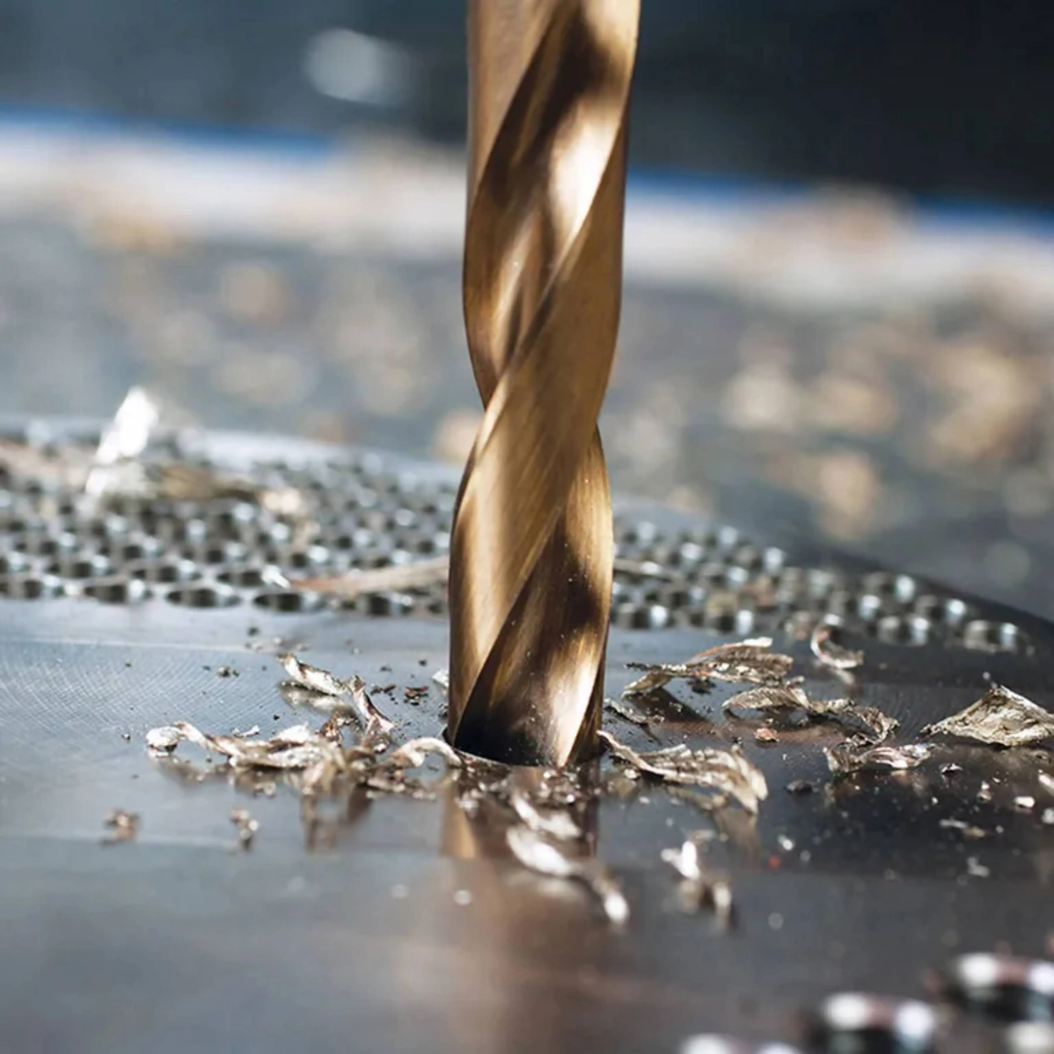 DEKTON 300PC Drill Bit and Wall Plugs Set