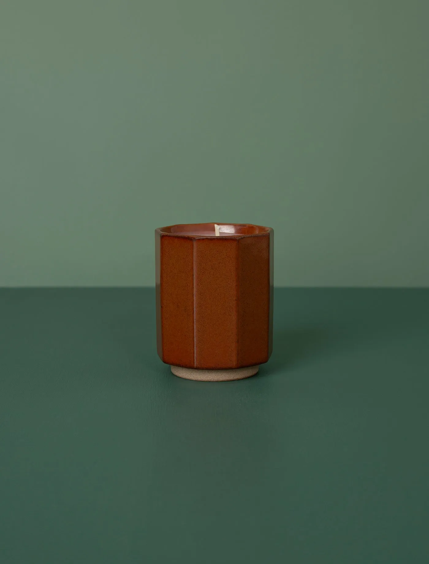 Onji Brown Candle // Maido