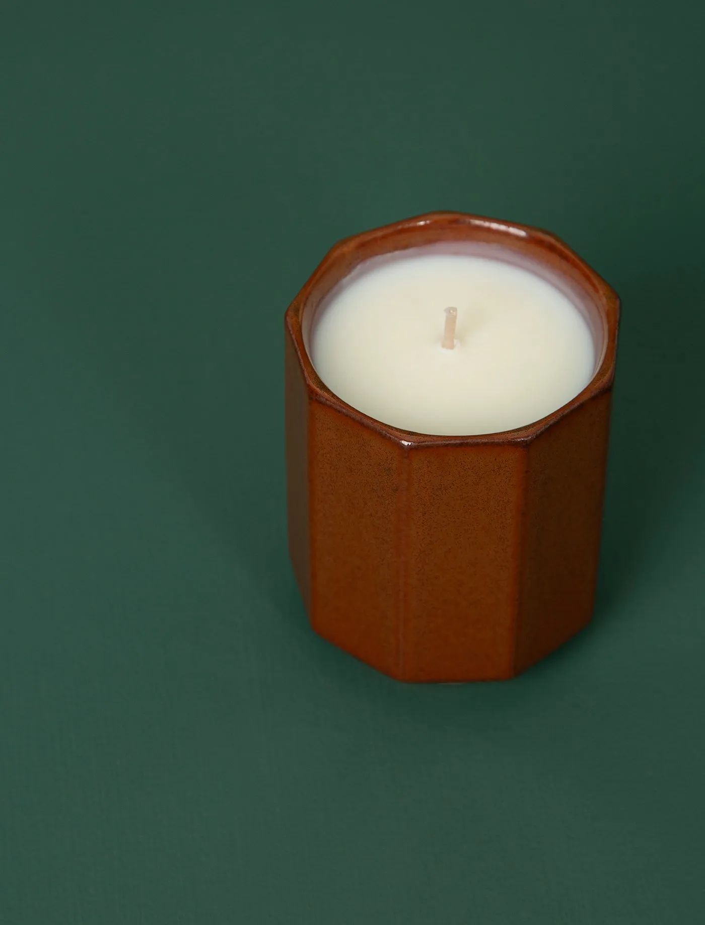 Onji Brown Candle // Maido