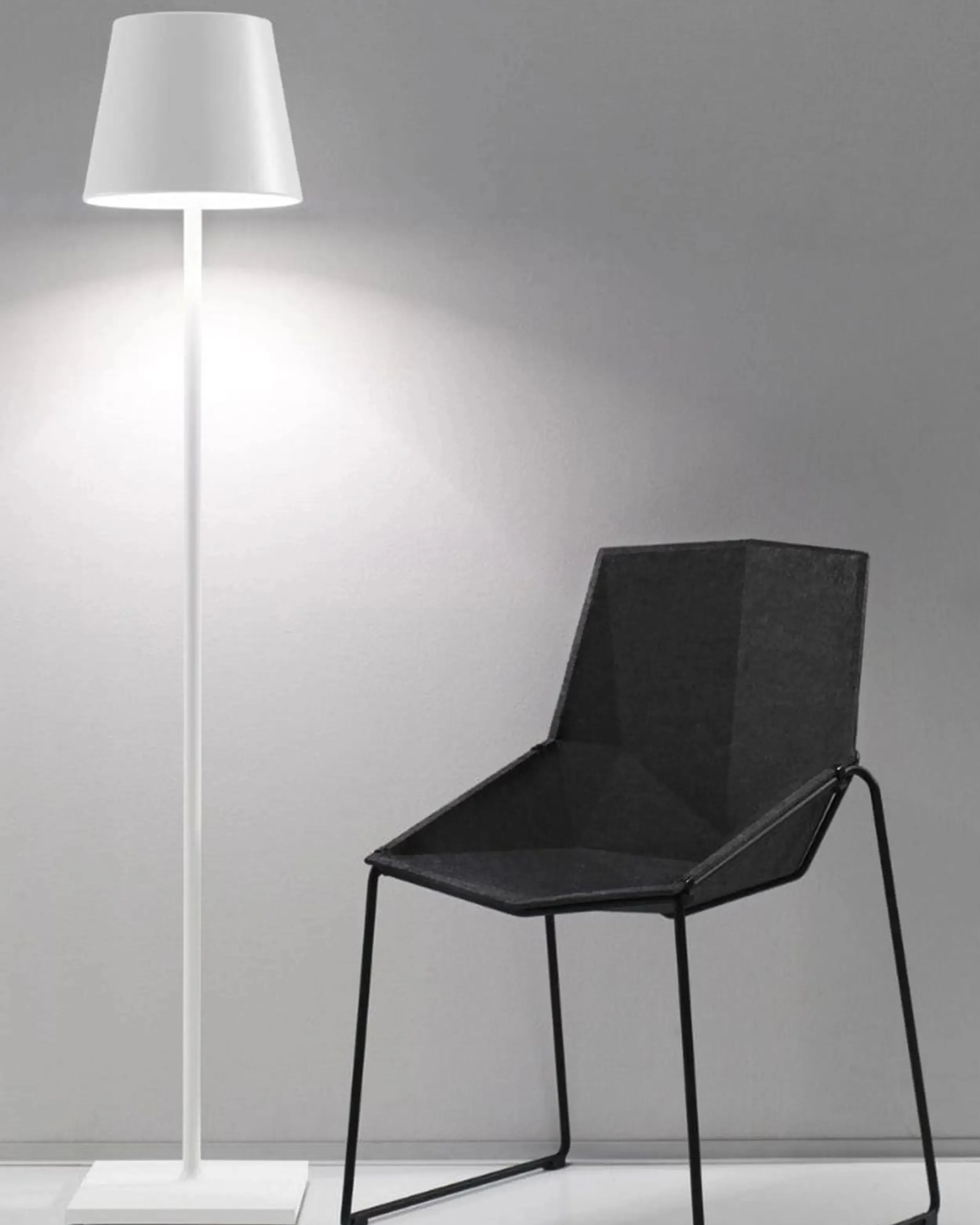 Zafferano Lampes à Porter Poldina floor-table lamp