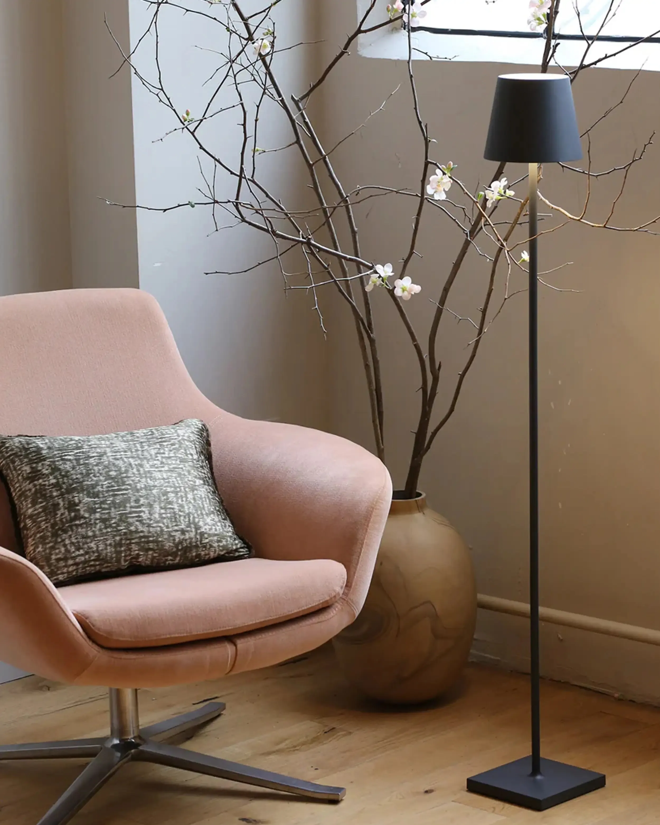 Zafferano Lampes à Porter Poldina floor-table lamp